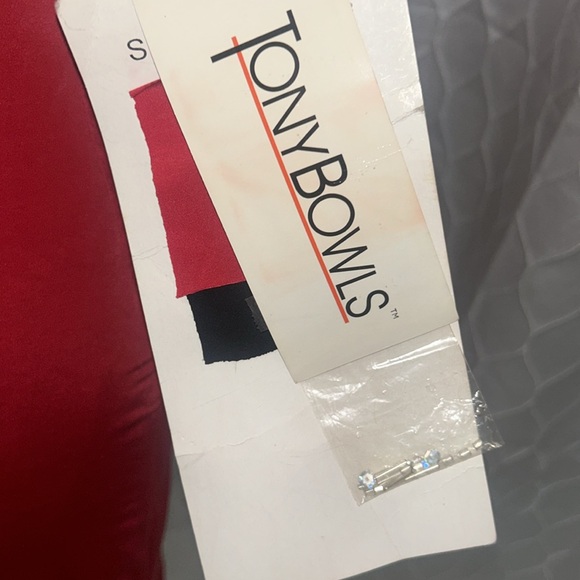 Red and silver bedded cocktail mini dress - Picture 3 of 8